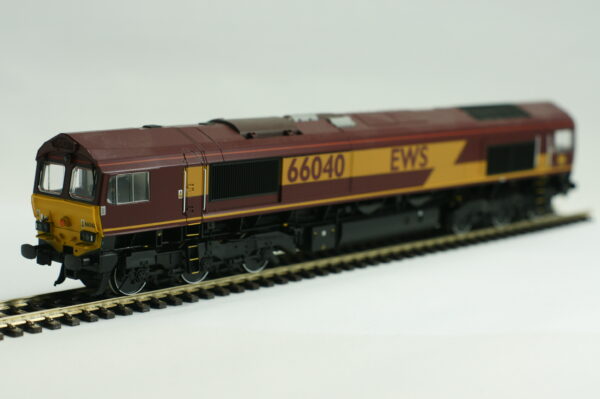 Class 66 66040 in EWS Livery - DCC Sound Fitted