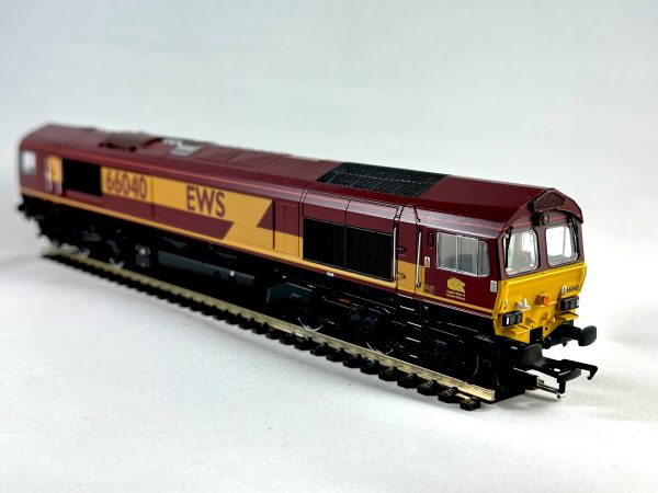 32-733DS Bachmann Class 66 66040 in EWS Livery - DCC Sound Fitted